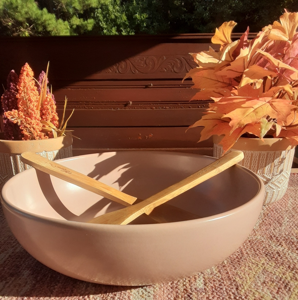 La Solana Rose Catalina Rancho Stoneware Pottery Serving Bowl